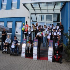 1000083017-standard.jpg