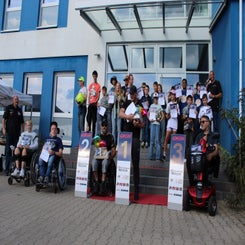 1000083018-standard.jpg