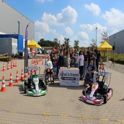 1000083359-standard.jpg
