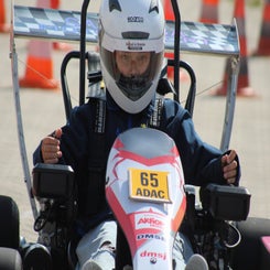 1000083405-standard.jpg