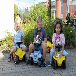1000083548-standard.jpg