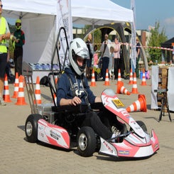 1000083618-standard.jpg