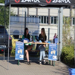 1000083695-standard.jpg