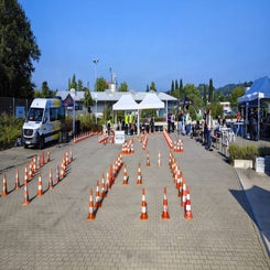1000084883-standard.jpg