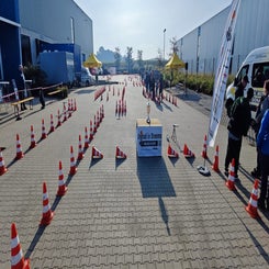1000084884-standard.jpg