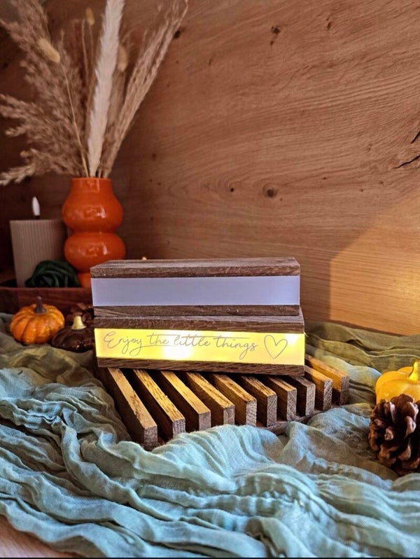 Dekolicht aus Holz, klein