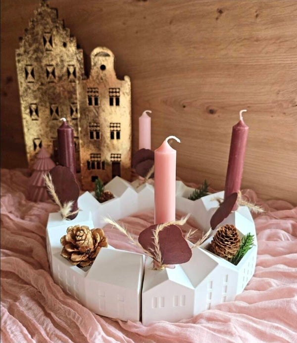 Adventskranz aus Häusern