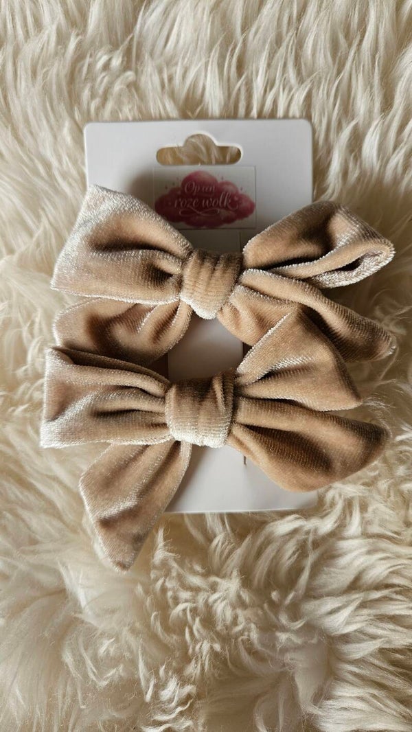 Haarclip strik velvet taupe