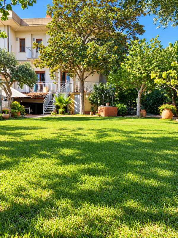 Villa con giardino - Catania  via Santa Sofia