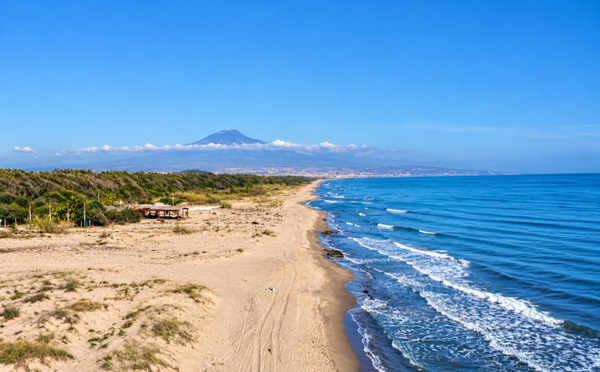 Casa Indipendente con Spazi Esterni a due passi dal mare – Villaggio Lido Vaccarizzo