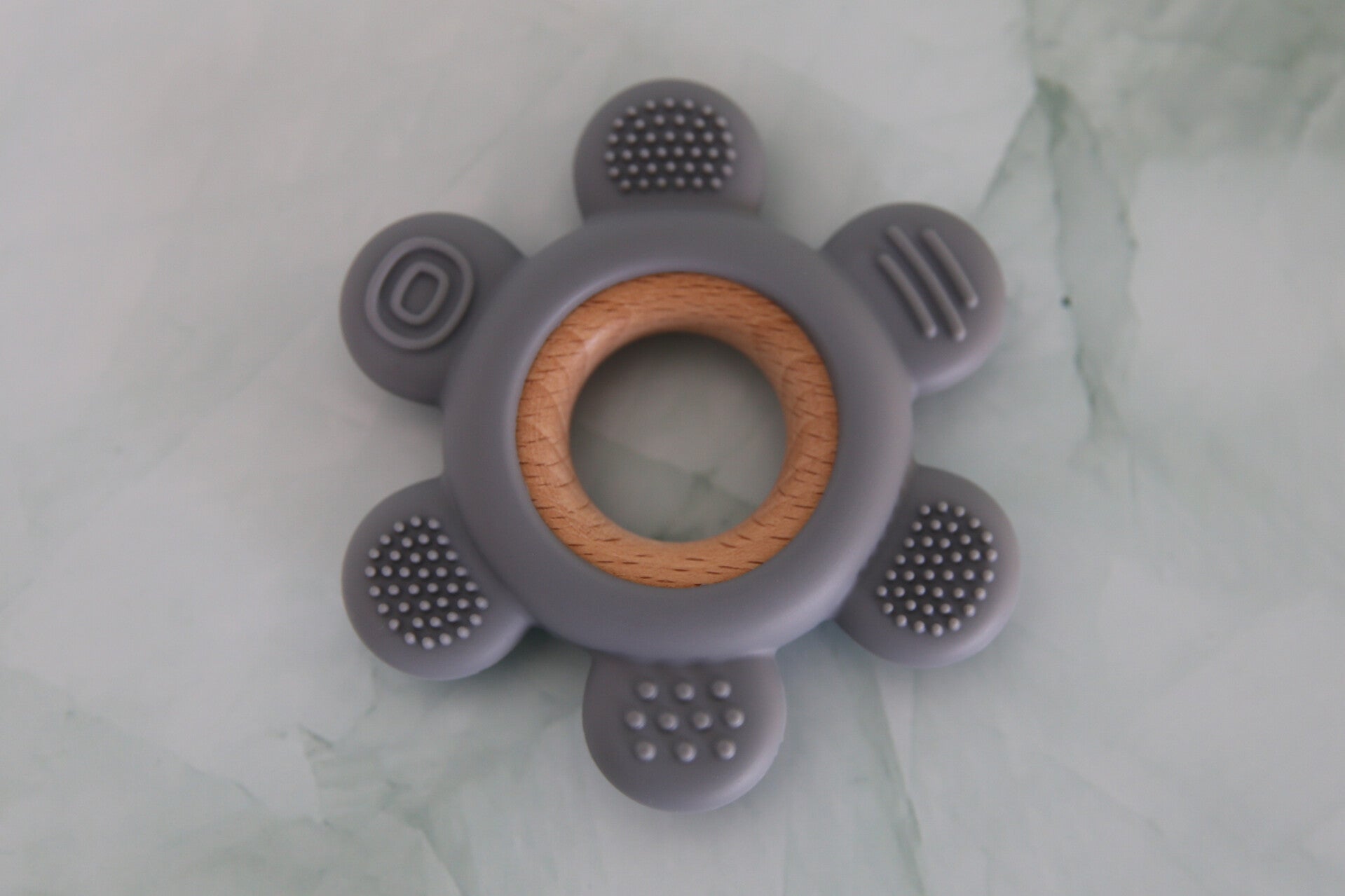 Bijtring Bloem - Grijs