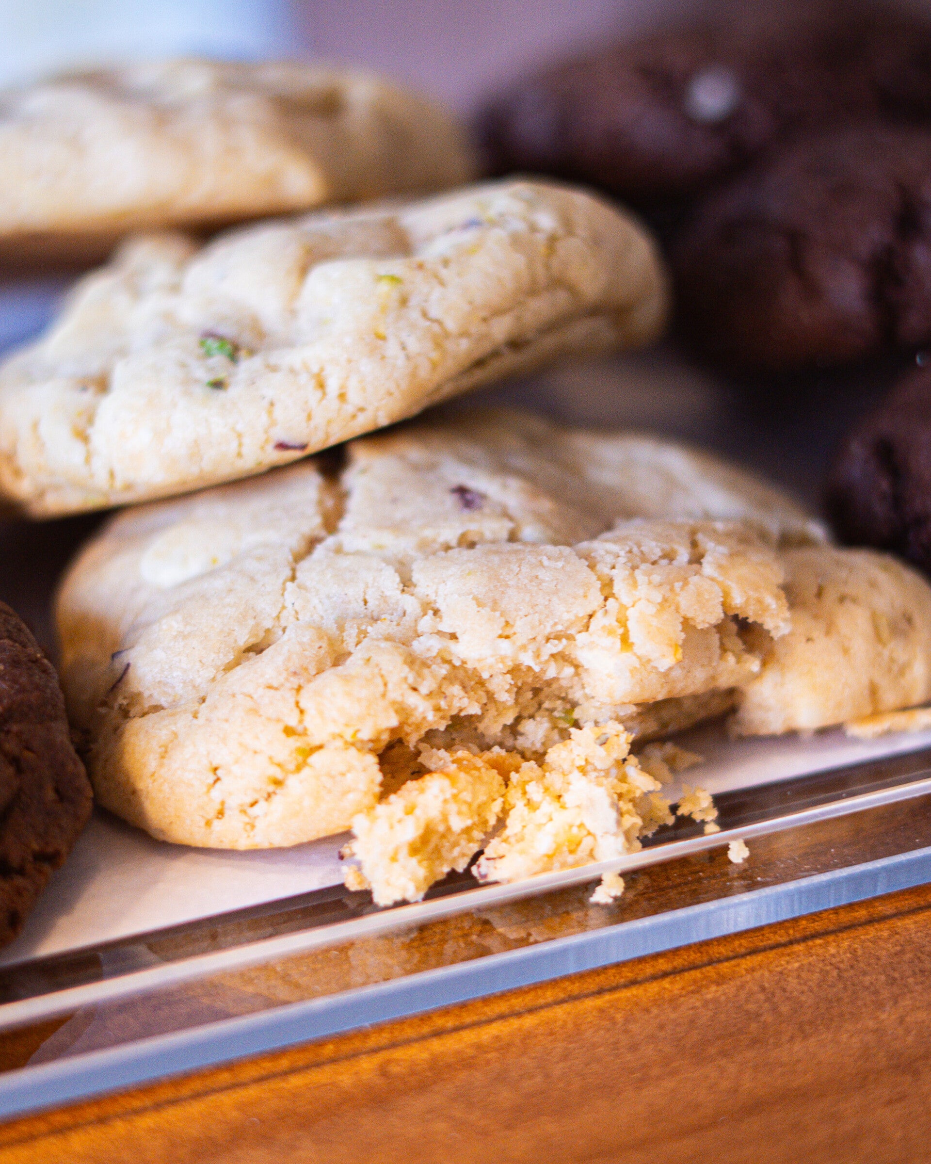 Cookies chocolate blanco con pistacho (RELLENO DE CREMA DE PISTACHO)