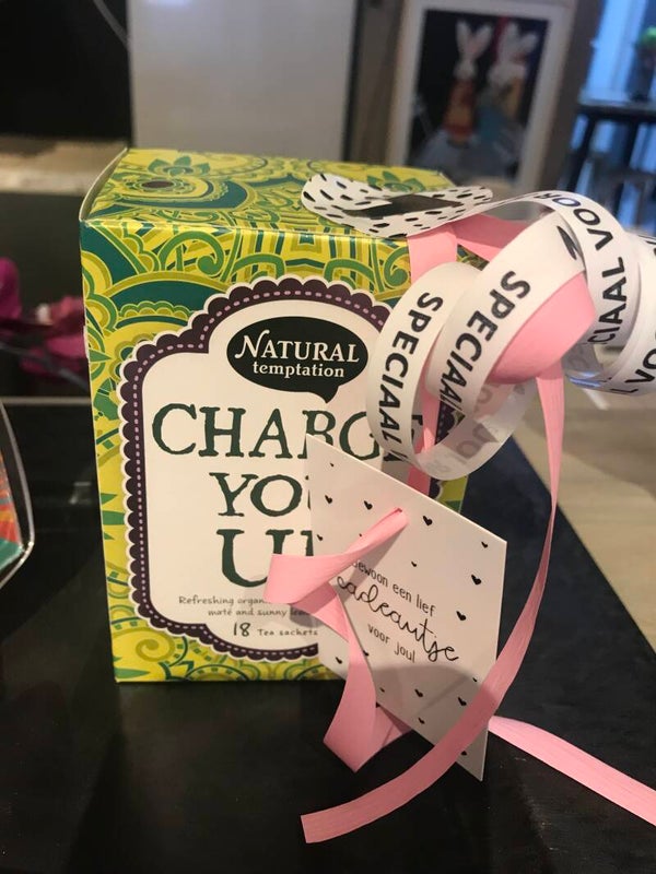 Doosje thee “charge you up”
