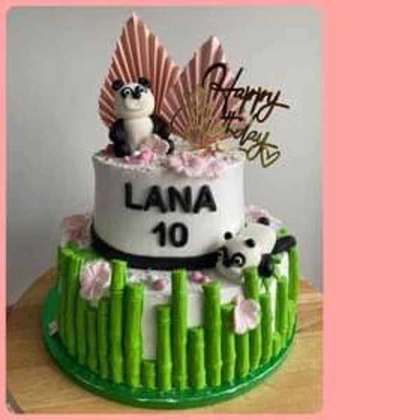 Stapeltaart 20 personen en 10 cupcakes