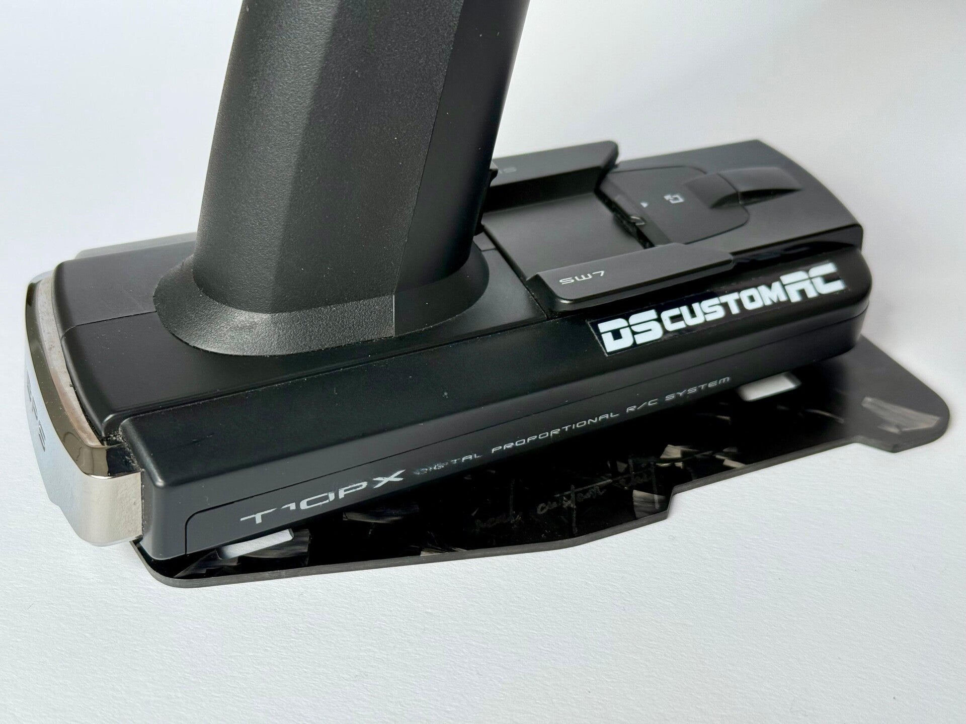 DCR Carbon Dock