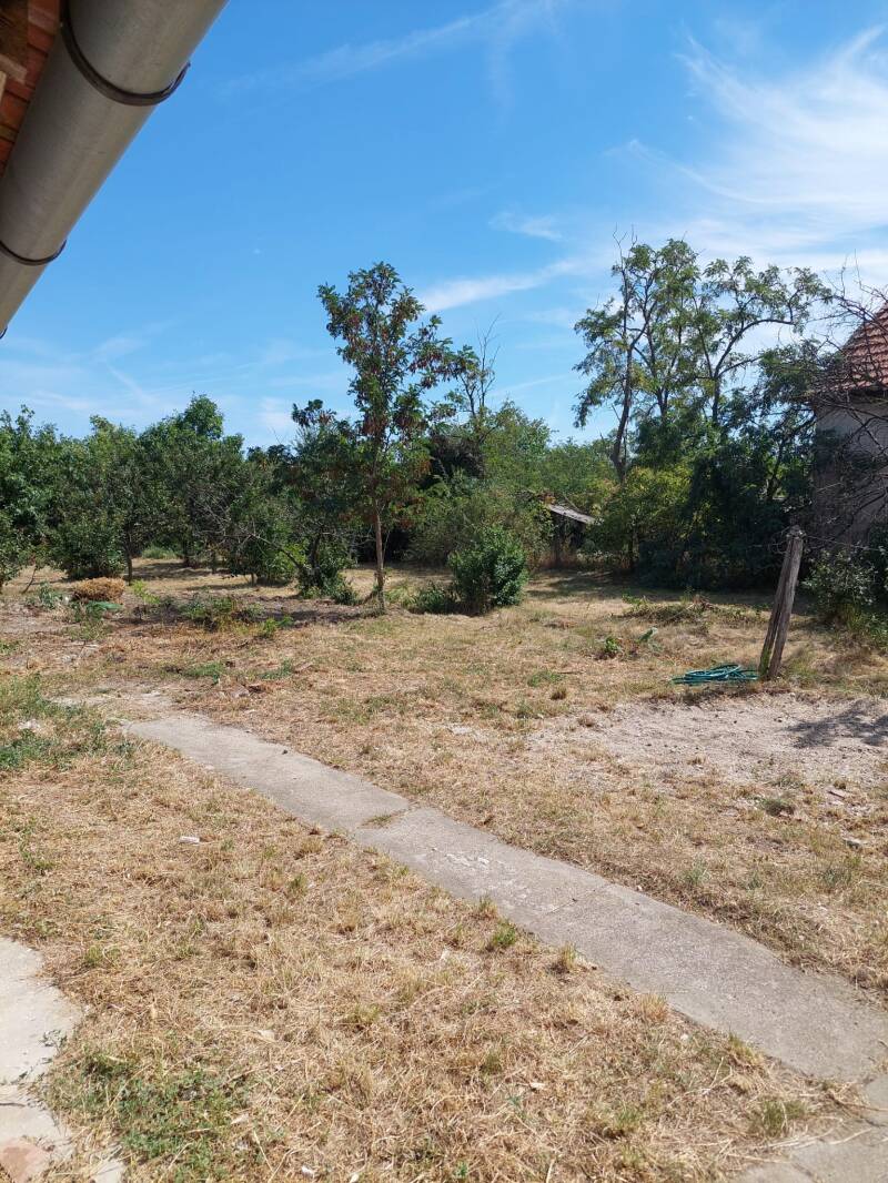 schone tuin huis te koop in hongarije