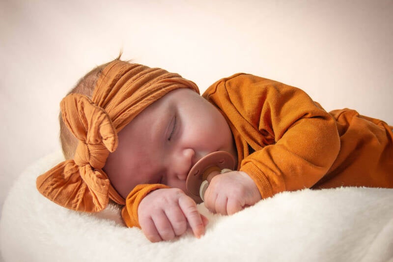 schoon stondeke fotografie, helmond, bij jou thuis, newborn fotoshoot 2