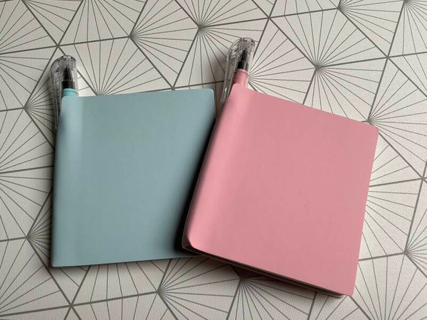 Bloc note avec stylo