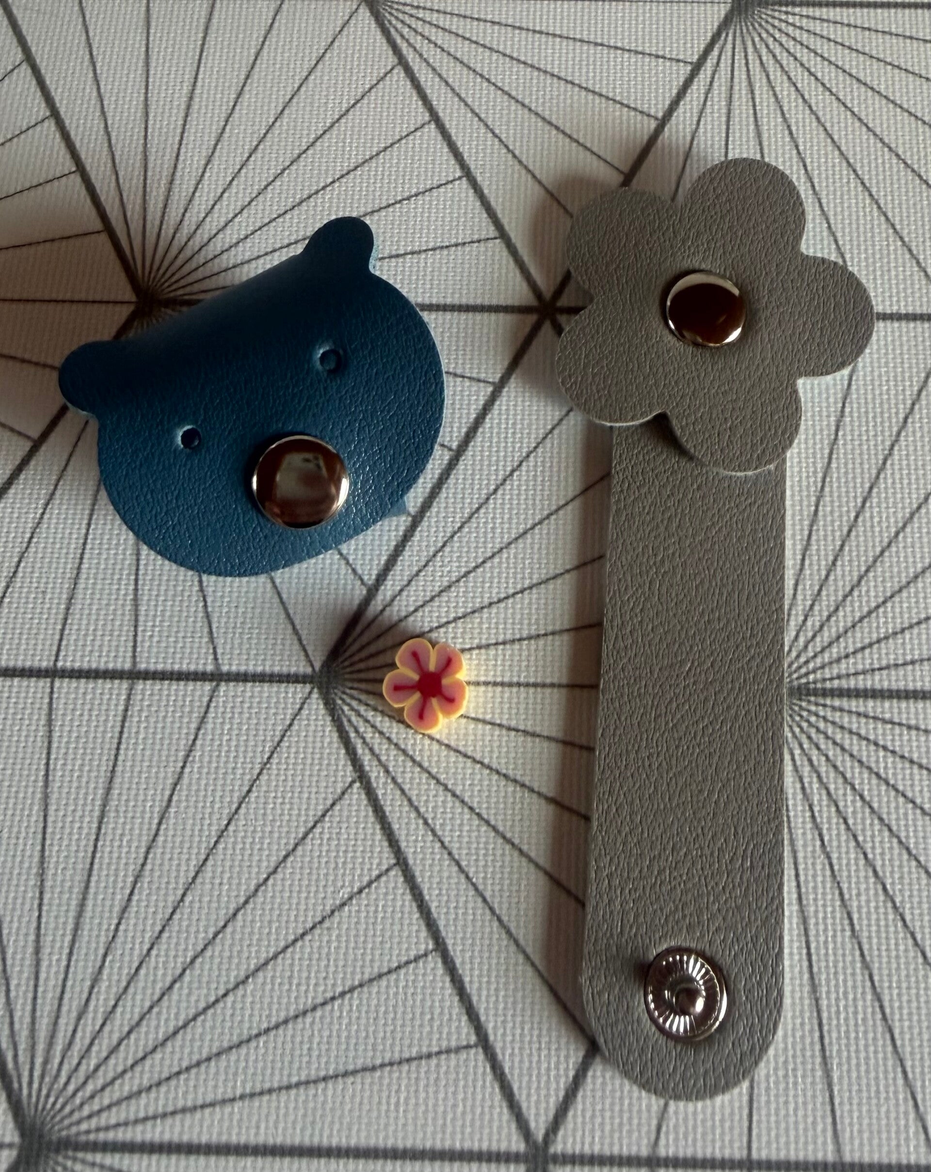 Accroche câbles