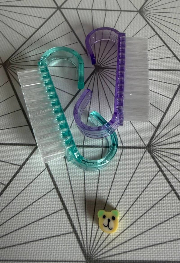 Brosse à ongles