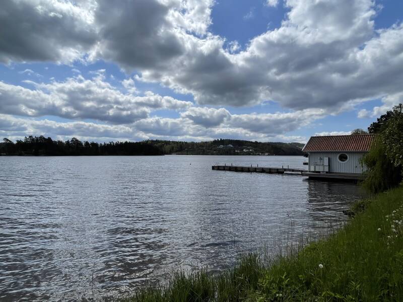 Modernes Gästehaus am See in Gränna