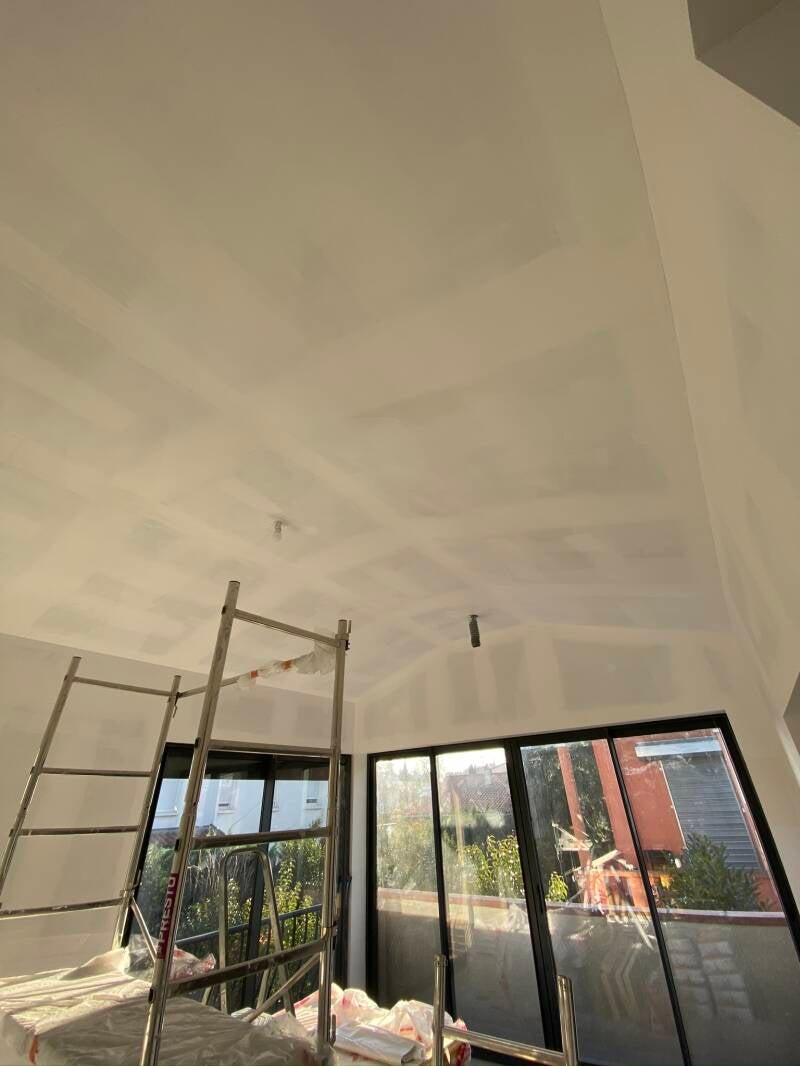 Amri concept entreprise rénovation maison lot placo isolation