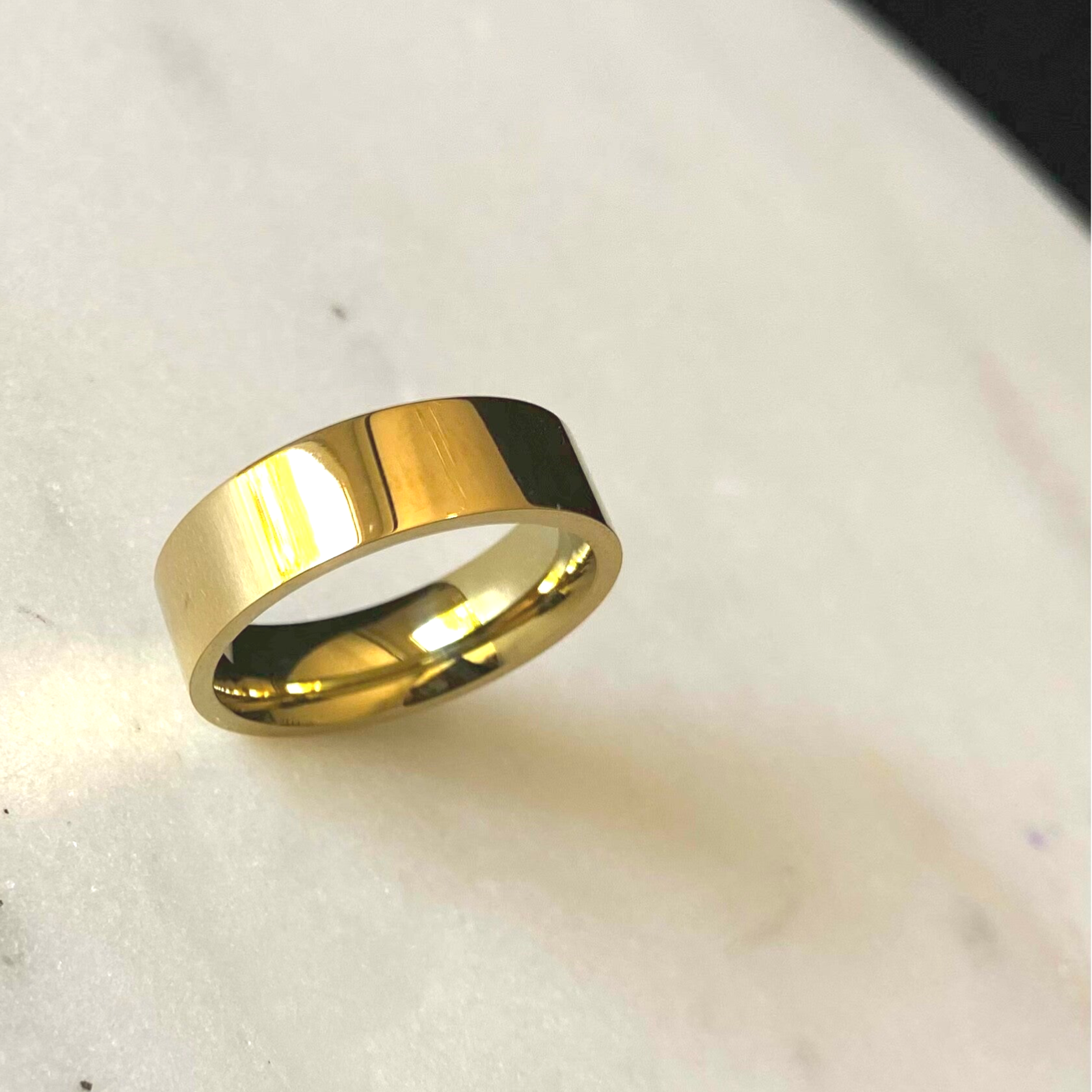 Simple Gold Band