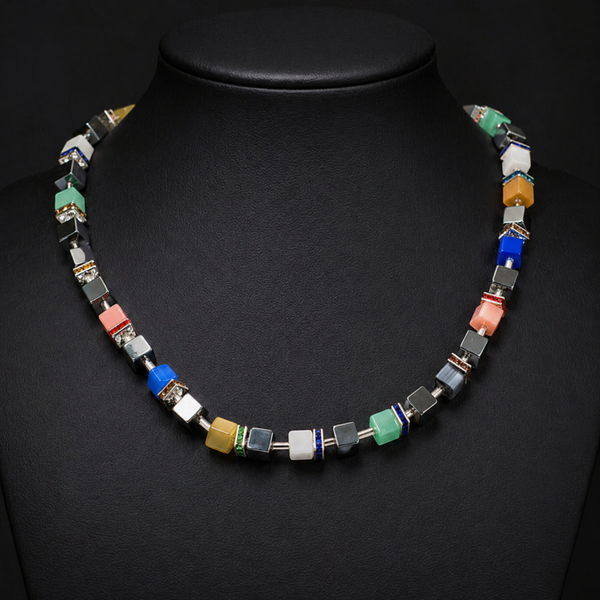 Multicolor Kristal & Hematiet Ketting – Moderne Elegantie