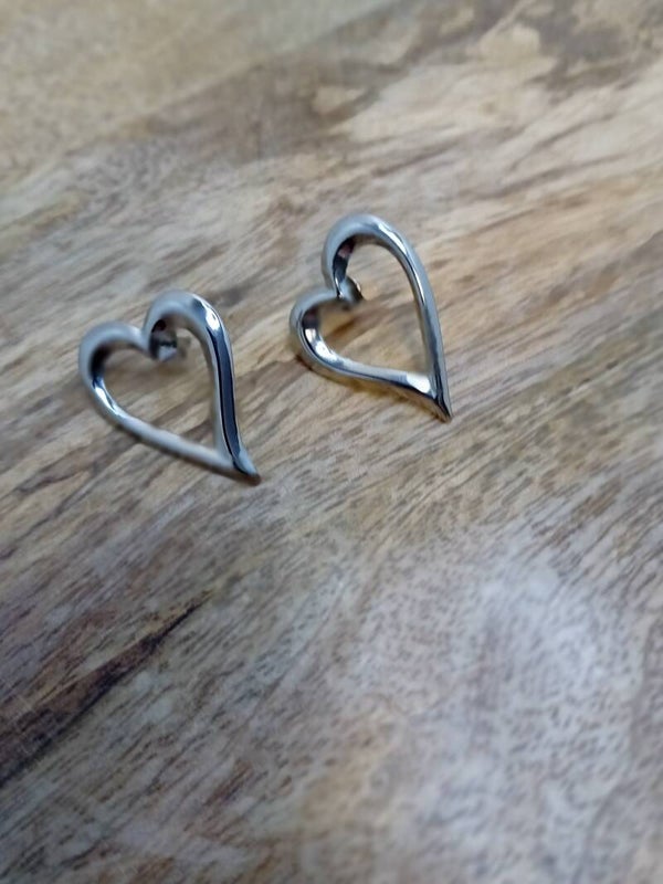 Roestvrij stalen oorbelen  open hart