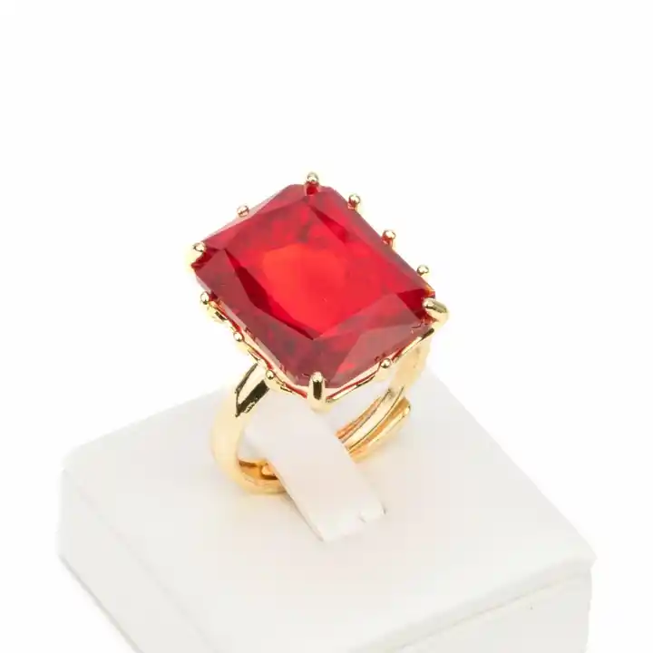 Bronzen ring met CZ cabochon kristallen rechthoek 15x20mm verstelbare maat dieprood
