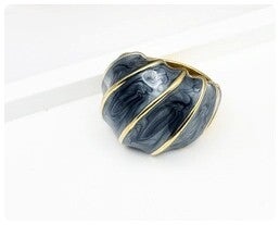 Robuuste ring met steen