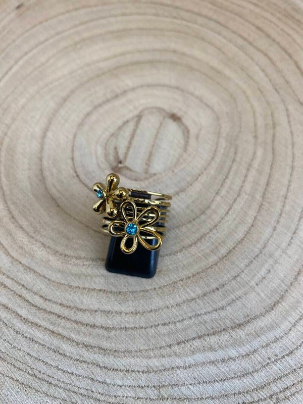 Bloemen ring met zirkonen in roestvrij staal