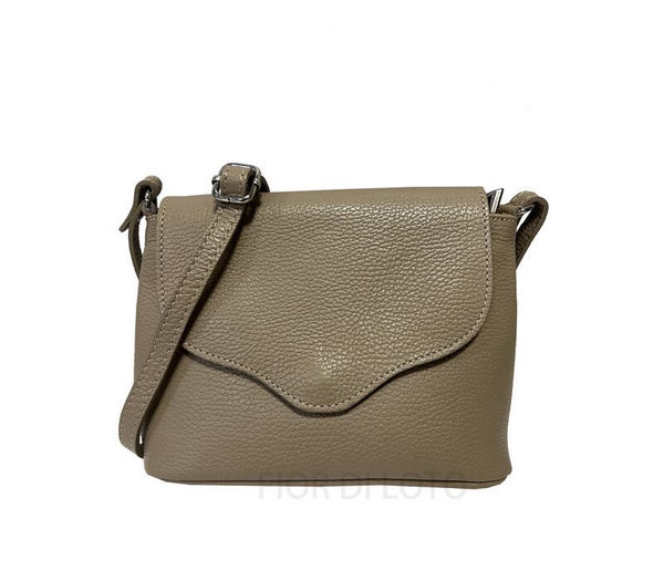 Lederen tasje koerier model taupe of hemelsblauw