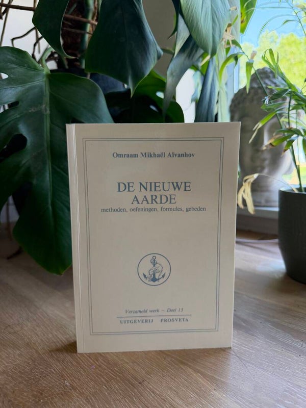 De Nieuwe Aarde  - Omraam Mikhaël Aïvanhov