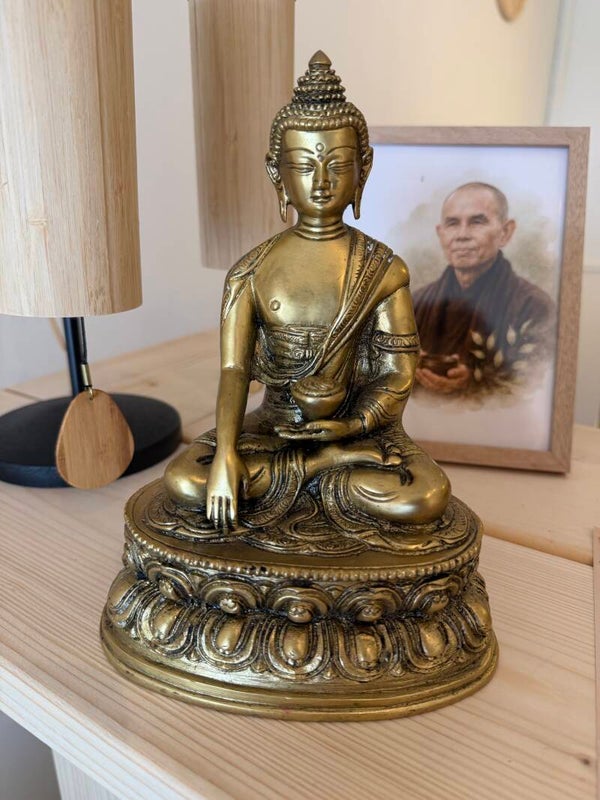 Earth-Touching Buddha Statue