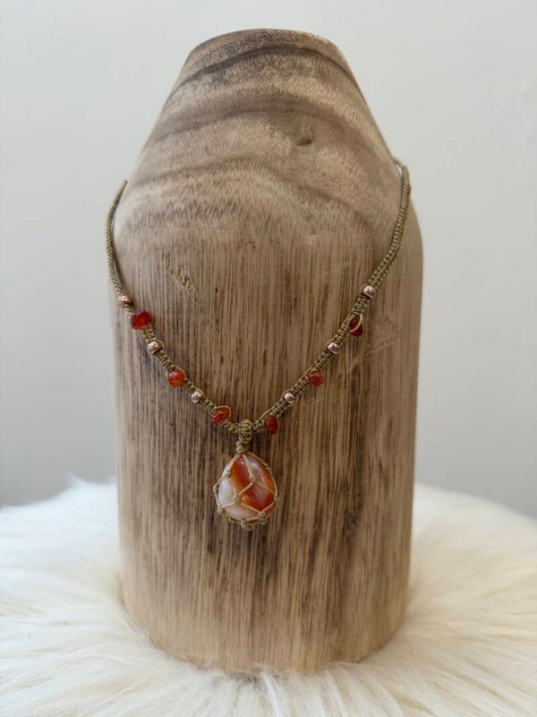 Macramé gemstone necklace
