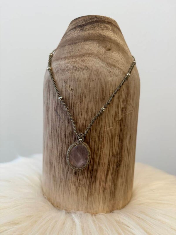 Macramé Gemstone necklace