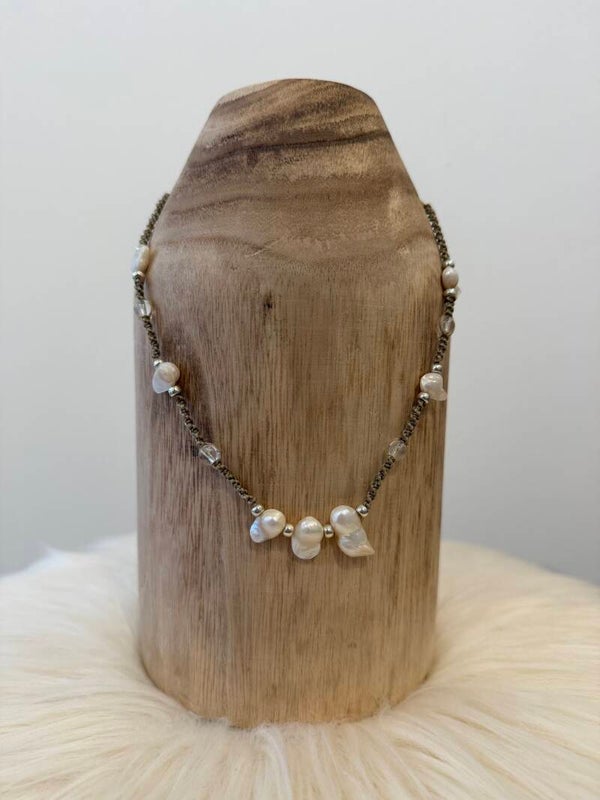 macramé gemstone necklaces