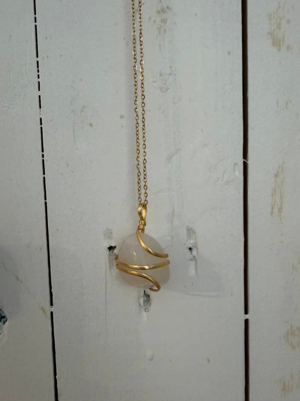 Clear Quartz (Rock Crystal) Spiral Pendant – Gold-coloured