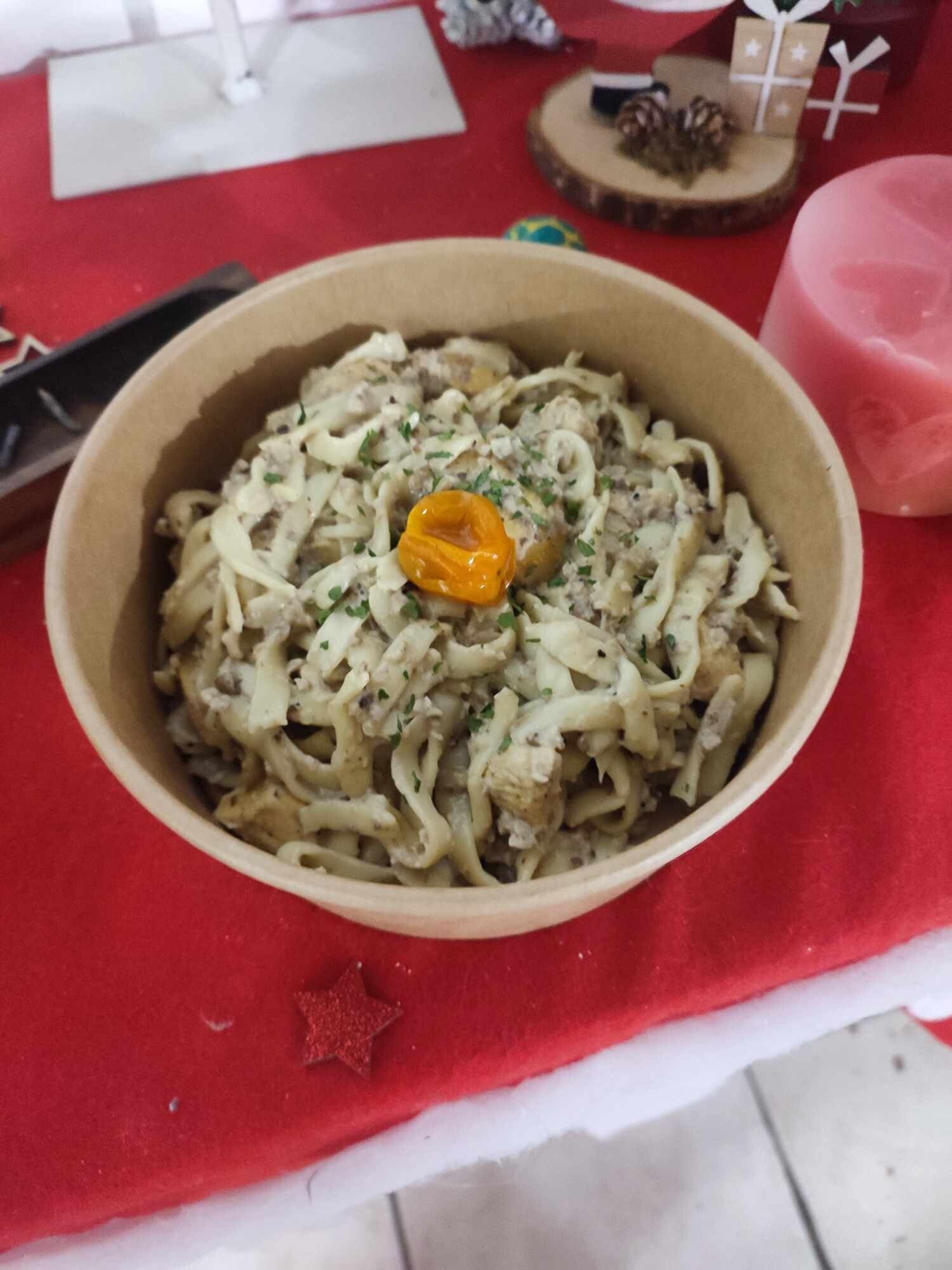 Tagliatelles poulet sauce Estragon