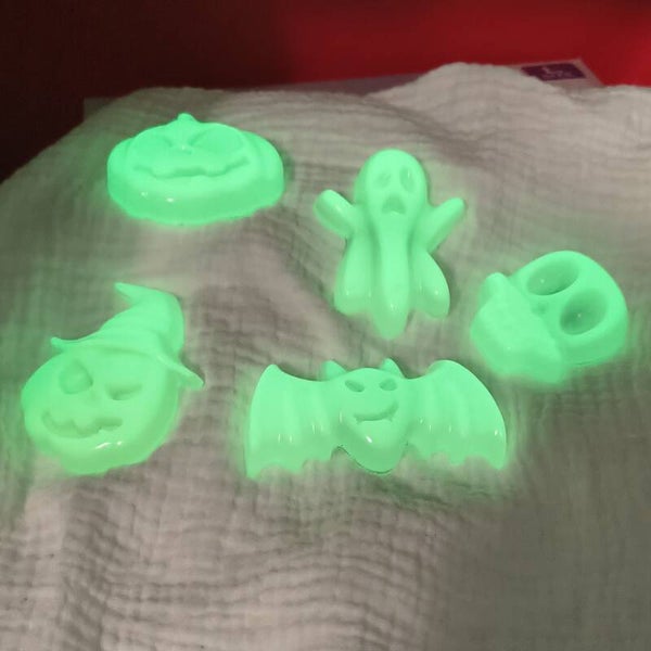 Glow in the Dark Spooky Halloween Fridge Magnets