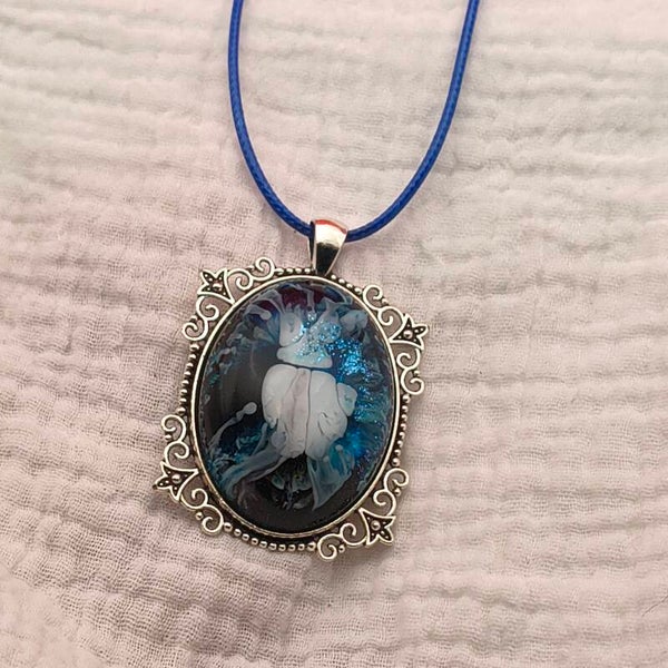 Pendant of the Winter Sea