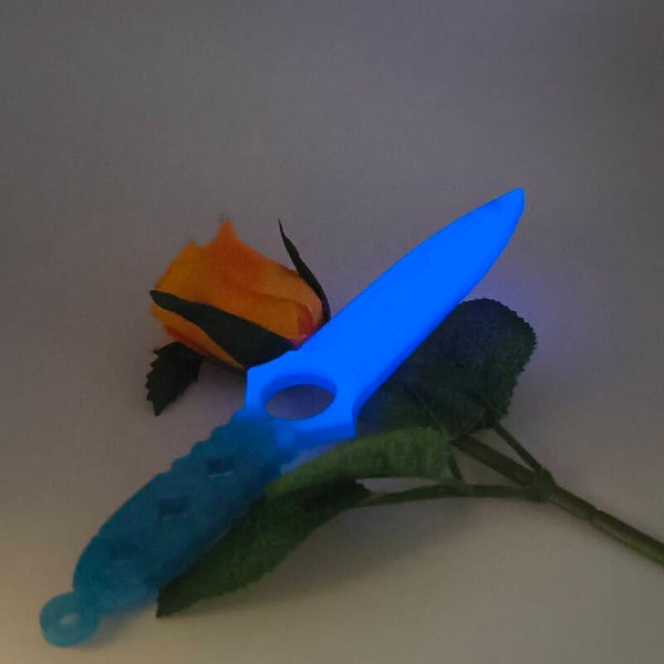 Glow in the Dark blue to Purple Stiletto