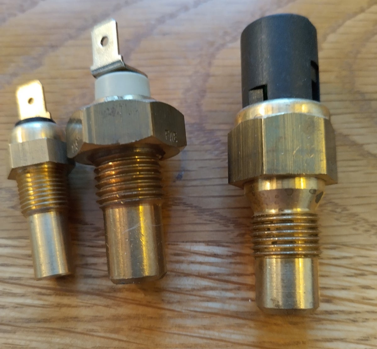 Water Temp WARNING LIGHT / BUZZER sensor switch Boat Bits