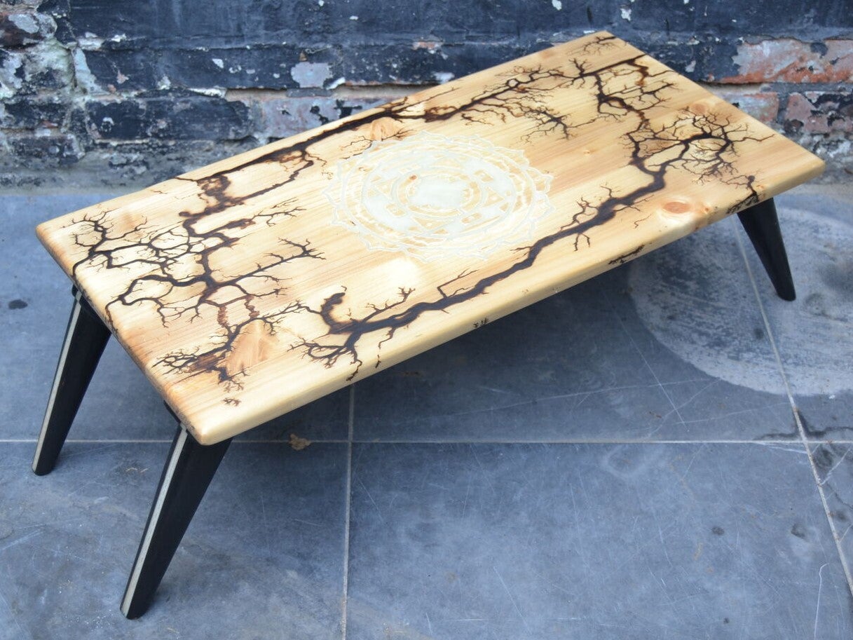 Fractal little table (custom - made) - O.M.S. Art and Creations