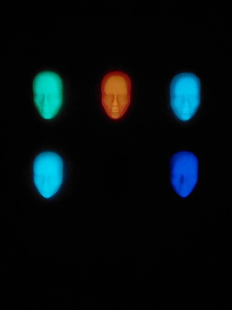 Epoxy magnet (Big Face) - O.M.S. Art and Creations