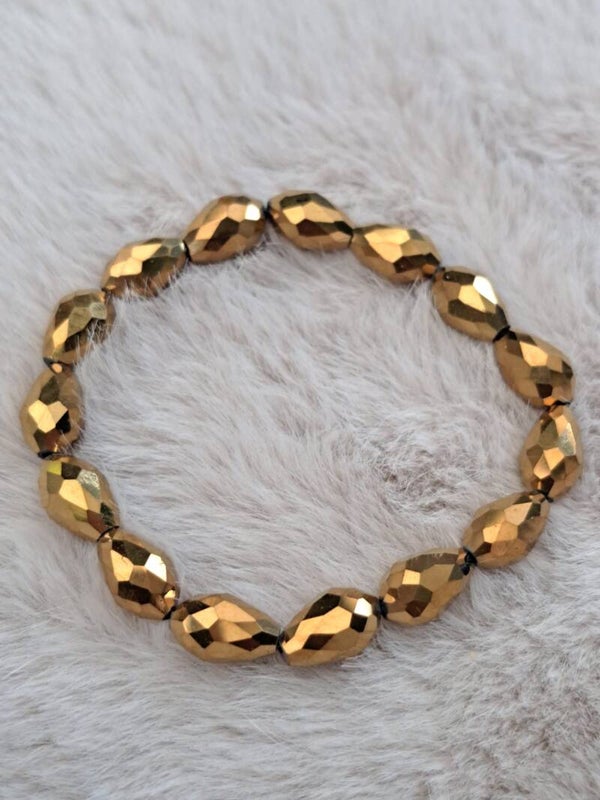 Zachte glans olijfvormig -  goud 6mm