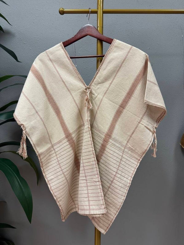 Chay Knyaw men’s top