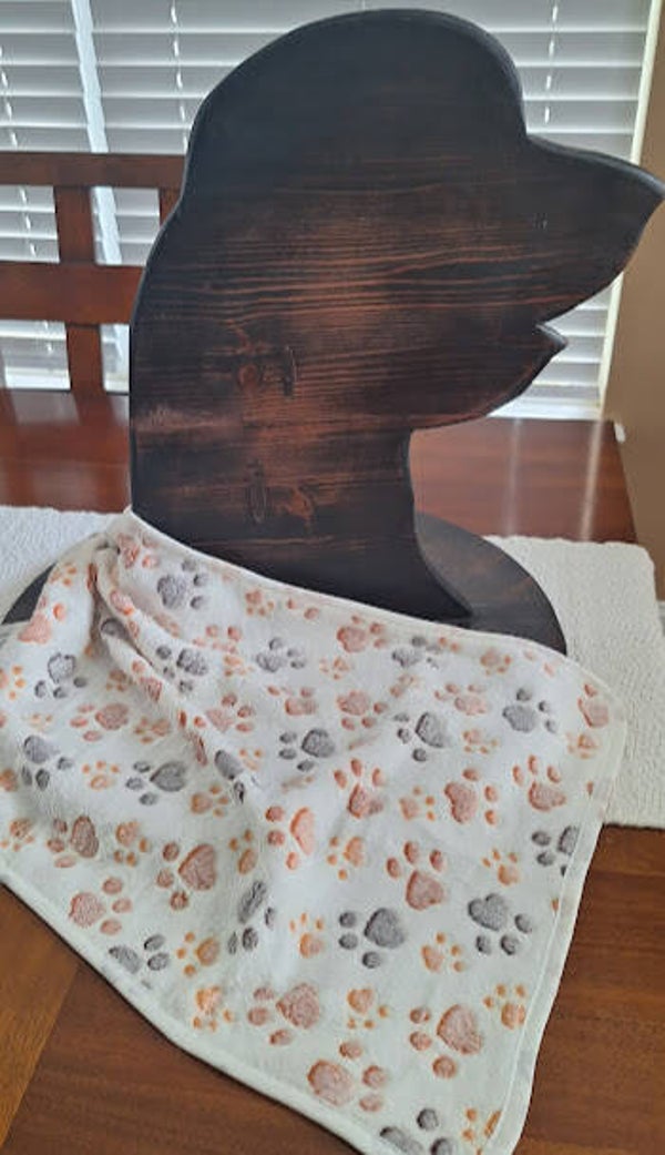 Calming Blanket (White & Tan))
