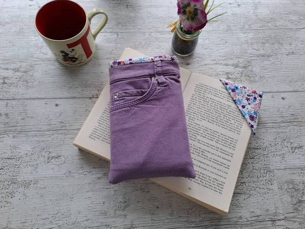 L'Écrin du Lecteur – Pochette protège-livre en jean recyclé avec marque-page assorti - Format poche